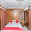 Отель OYO 14204 Regal Residency, фото 16