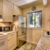 Отель Tahoe Pines Cabin, фото 5
