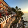 Отель Traditional Sierra Leon Oceanfront Rooms, фото 37