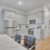 Отель Charming Gem In Newark 3 Bedroom Apts by RedAwning, фото 9