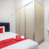Отель RedDoorz near Taman Flora, фото 6