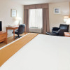 Отель Comfort Inn & Suites NW Milwaukee, фото 4