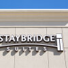 Отель Staybridge Suites Toledo - Rossford - Perrysburg, an IHG Hotel, фото 4