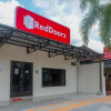 Отель RedDoorz Syariah near RS Soeradji Pemuda Klaten, фото 3