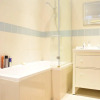 Отель Kensington 2 Bedroom Flat, фото 9