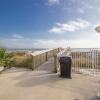 Отель Beach View 3br/2ba W/pools Sleeps 8, фото 23