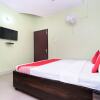 Отель OYO 26665 Hotel Choudhary Residency, фото 17