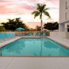 Отель Hampton Inn & Suites Sarasota/Bradenton-Airport, FL, фото 15