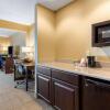 Отель Comfort Inn & Suites Little Rock, фото 5