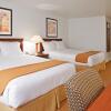 Отель Holiday Inn Exp Chester WV, an IHG Hotel, фото 4