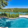 Отель The Arrive Vista Estate Above Lake Austin 5 Bedroom Home, фото 32