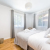 Отель Sensational Southfields Home by King George's Park, фото 6