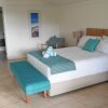Отель Palm Bay Resort в Whitsundays