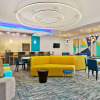 Отель La Quinta Inn & Suites by Wyndham Richmond-Sugarland, фото 2