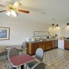 Отель Americas Best Value Inn-Holts Summit Jefferson City, фото 5