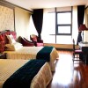 Отель Chongqing 30 Years Romantic Classic Hotel, фото 6