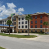 Отель Holiday Inn Express Hotel & Suites Seguin, фото 1