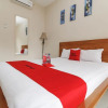 Отель RedDoorz Plus near Cibubur Junction, фото 9