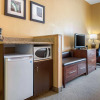 Отель Comfort Suites Louisville Airport, фото 27