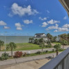 Отель Tropical Oasis In Beautiful Galveston-tiki Island 3 Bedroom Home by RedAwning, фото 16