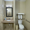 Отель Spark Suites, Hobby Airport - Houston, фото 25
