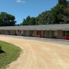 Отель Crossroads Motel and Cabins, фото 18