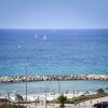 Отель Steps To The Beach W Sea View & Balcony, фото 16