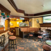 Отель Larkin's Pub, Restaurant, and B&B, фото 19