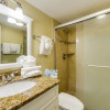 Отель Sanibel Siesta on the Beach Unit 203 2 Bedrooms 2 Bathrooms Condo, фото 7