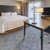 Отель Hampton Inn & Suites Franklin Berry Farms, фото 32