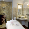 Отель Hôtel Aux Vieux Remparts, The Originals Relais, фото 7