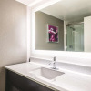 Отель La Quinta Inn & Suites by Wyndham Cincinnati Sharonville, фото 8