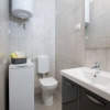 Отель Pleasant Oriana Apartment near Sea, фото 12