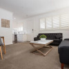 Отель Newington Apartments, фото 2