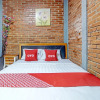 Отель OYO 92606 Djoglo Boto Homestay Syariah, фото 7