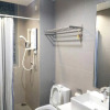 Отель Luxury Deluxe Studios At Mercu Summer Suites, фото 7