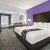 Отель La Quinta Inn And Suites San Antonio The Dominion, фото 6