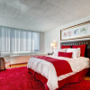 Отель Global Luxury Suites at the Commonwealth, фото 2