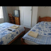 Отель Room in Guest room - Comfortable Family room with Tv, Free Fast Wifi, Sleeps 4 with 1 Bunk Bed, фото 3
