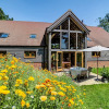 Отель South Park Farm Barn, фото 16