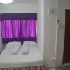 Отель City Room w/ 2 Beds + Bathroom @ Town 3, фото 7