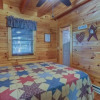 Отель American Dream Cabin - 2 Br Cabin, фото 11