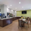 Отель Econo Lodge Inn & Suites Shallotte, фото 23