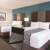 Отель La Quinta Inn & Suites by Wyndham Atlanta Airport North, фото 14