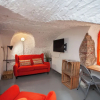 Отель Higgihaus Apt1 36 37 Royal York Cres, фото 16