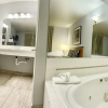 Отель Rodeway Inn North, фото 7
