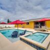 Отель Breezy Palm Bay Home: Outdoor Pool, Near Beaches!, фото 1