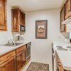 Отель Stylish Powderhorn 1BR- Stroll to Ski Lift condo, фото 7