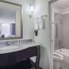 Отель Days Inn and Suites by Wyndham Oxford, фото 9