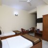 Отель OYO 9585 Hotel Kavya Palace, фото 9